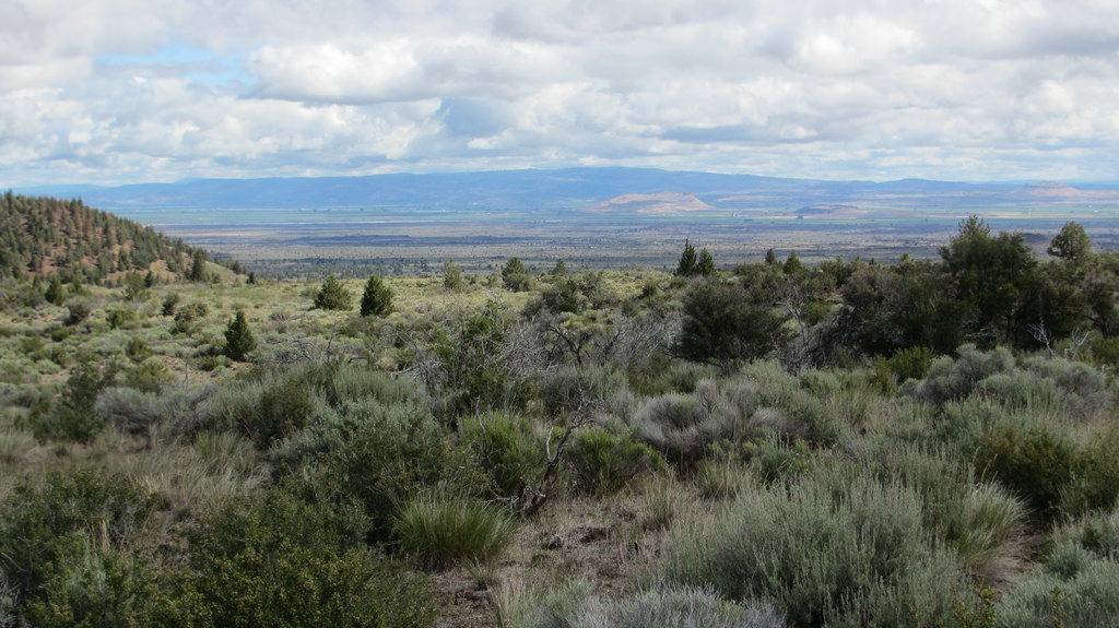 Lava Beds National Monument located in the northeastern corner of the state of California, certainly is amazing.