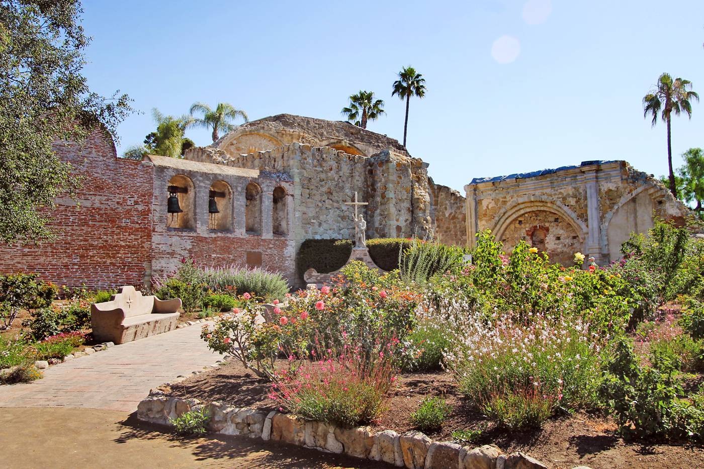 Explore fun, hidden places in Orange County!