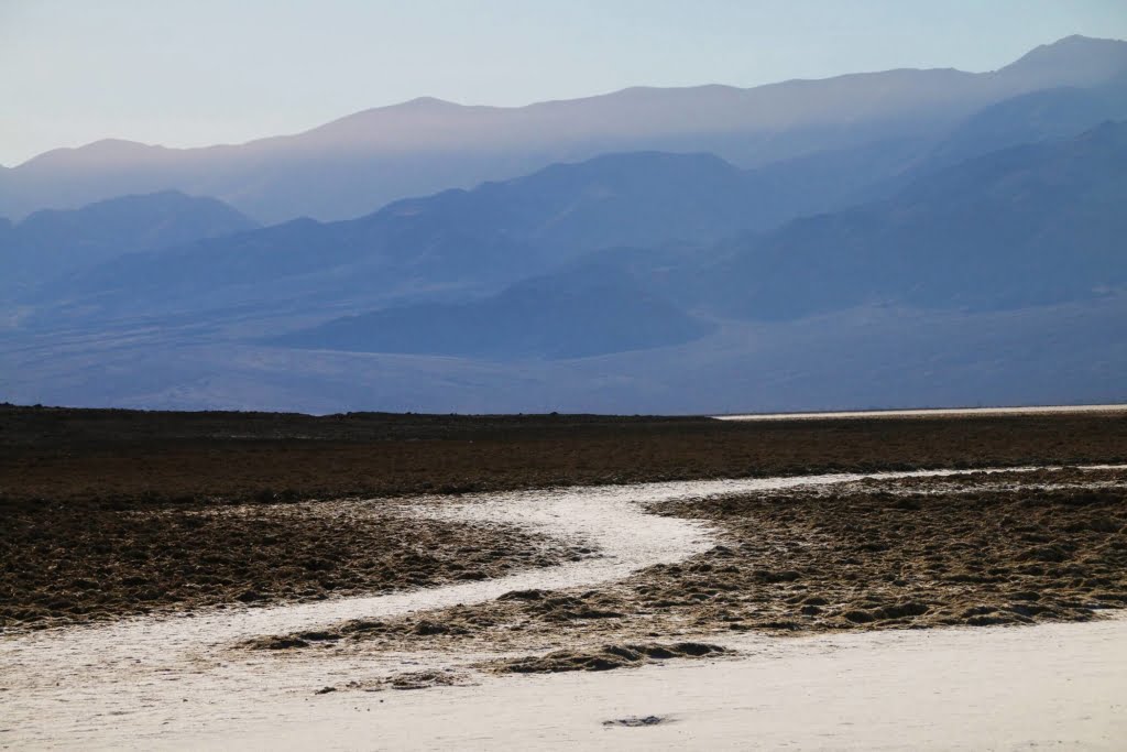 Badwater Salt Flats Basin hidden califorrnia