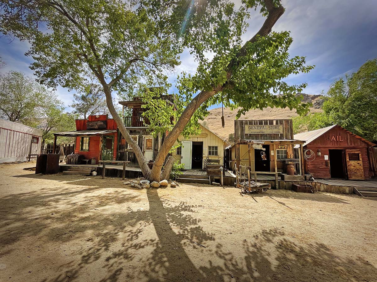 Silver City Ghost Town - Hidden California